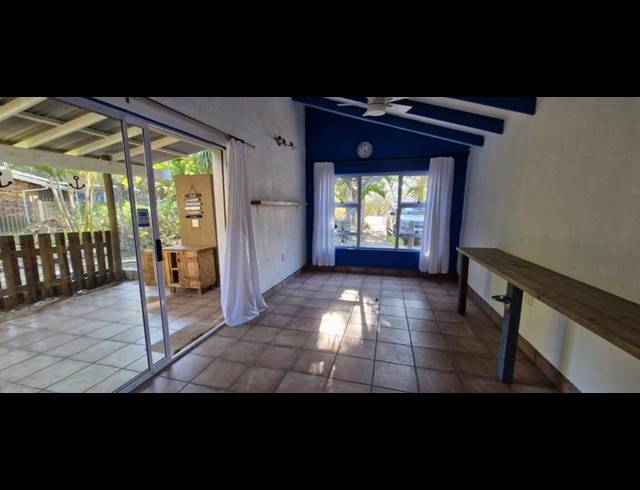 5 BEDROOM HOUSE FOR SALE IN LEISURE BAY